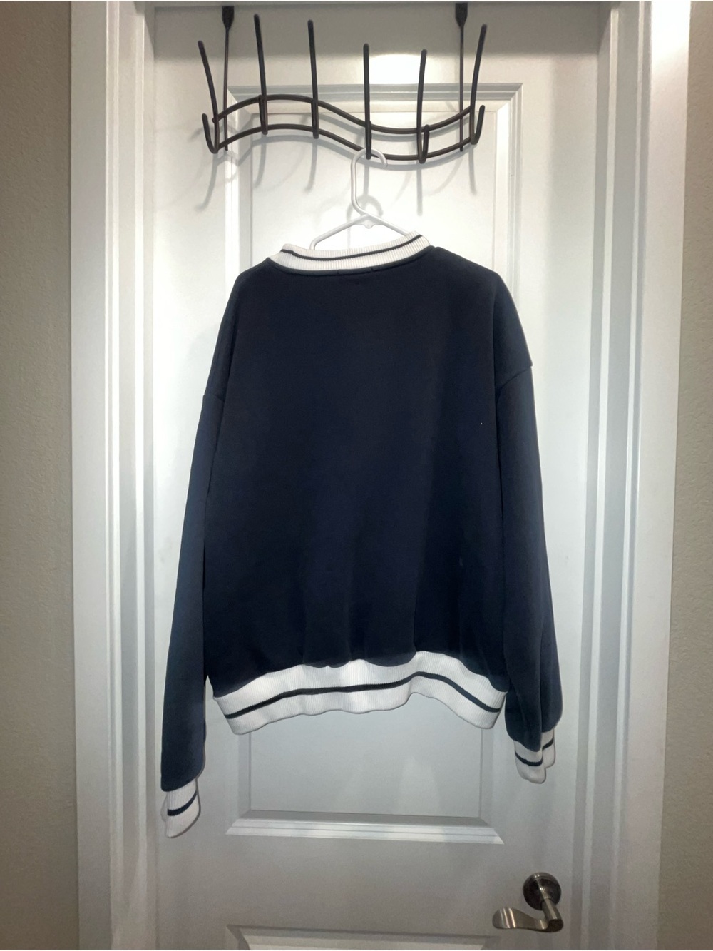Yllw The Label "Let's Go For A Walk" oversized sweatshirt - Picture 3 of 4